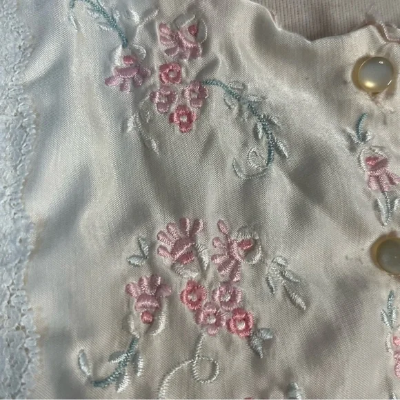 Vintage Cream Nightgown with Pink Floral Lace Yoke - Picture 5 of 13